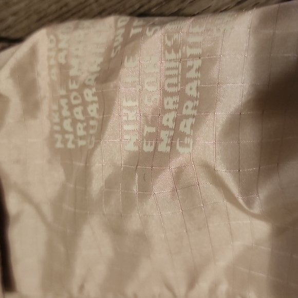 Nike beige cargo pants - Picture 3 of 4